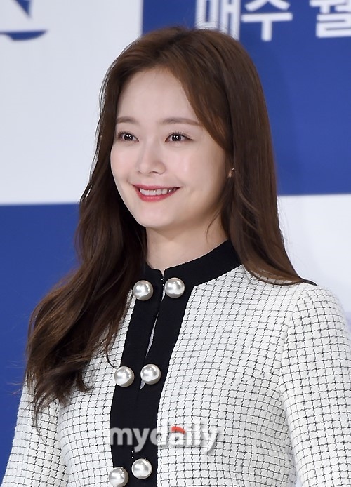 チョン・ミンソ|韓国俳優女優タレント図鑑