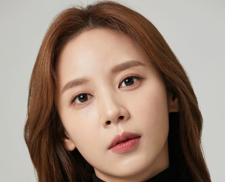 ホン・ジヒ-韓国女優・女性タレント|韓国俳優女優タレント図鑑