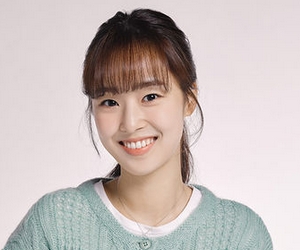 チェ・イェビン-韓国女優・女性タレント|韓国俳優女優タレント図鑑