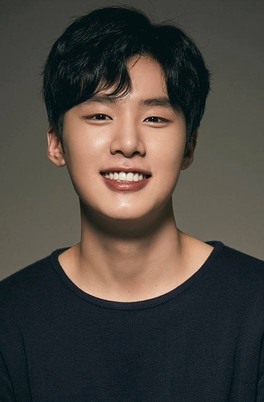 キム・ドンフィ|韓国俳優女優タレント図鑑