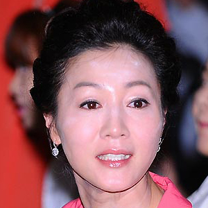 パン・ウニ-女優・俳優人気ランキング|韓国俳優女優タレント図鑑