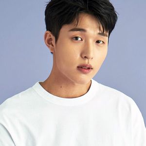 チン・ホウン（진호은）のプロフィール